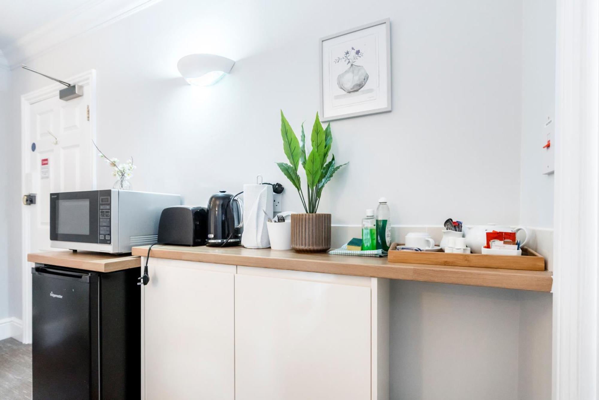 Bed and breakfast 1 Riverside 4*