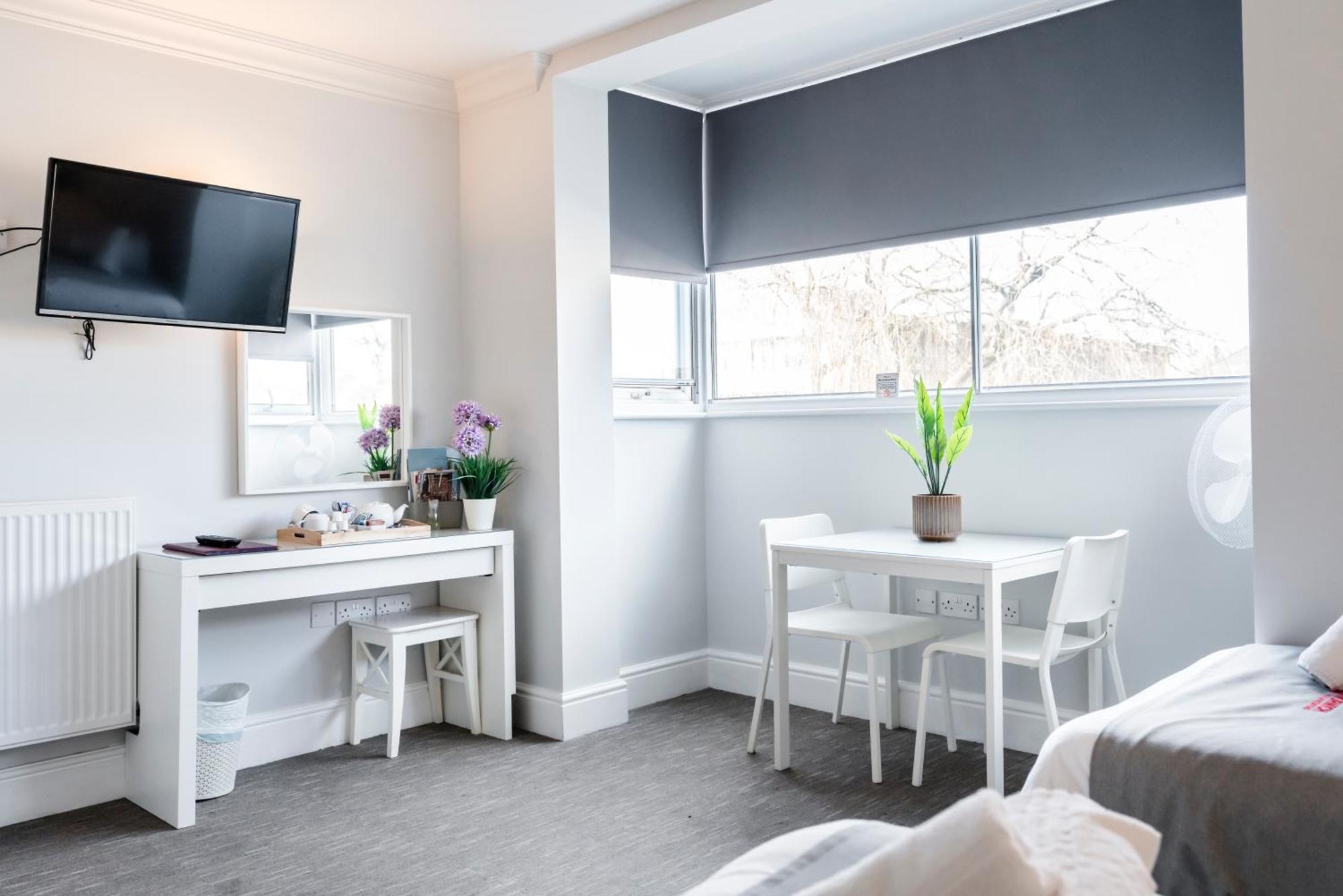 Bed and breakfast 1 Riverside 4*